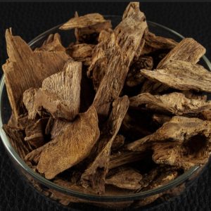 Bois de oud brut